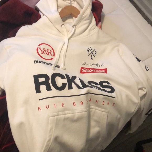 Medium young and reckless hoodie - Picture 1 of 2